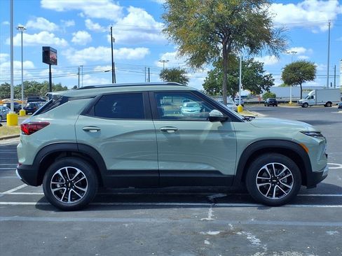 New 2026 Chevrolet TrailBlazer LT w/ Convenience Package image 3