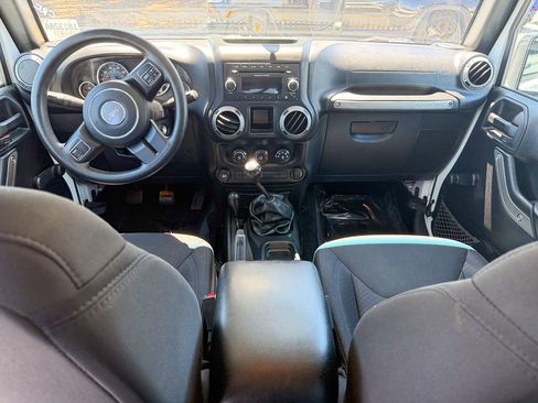 Used 2016 Jeep Wrangler Unlimited Sport AWD/4WD image 26