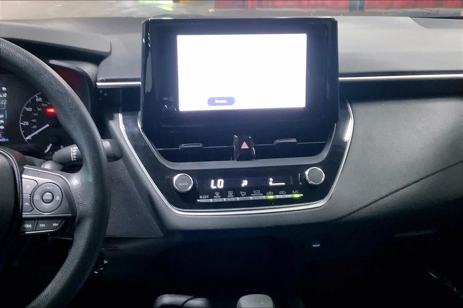 Used 2024 Toyota Corolla LE FWD image 7