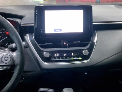 Used 2024 Toyota Corolla LE FWD image 7