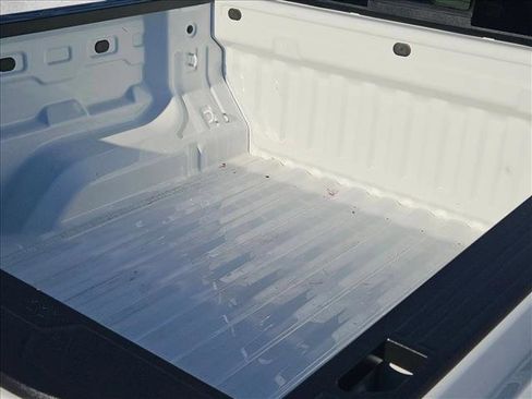 Used 2024 Chevrolet Colorado Trail Boss w/ Technology Package image 6