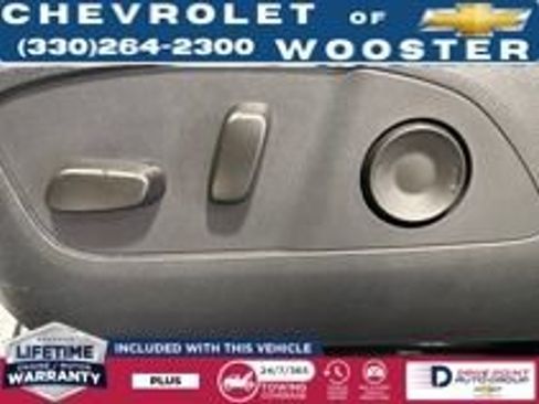 Used 2025 Chevrolet Equinox EV LT image 12