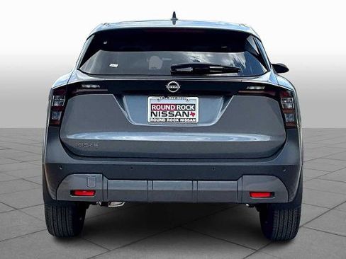 Certified 2025 Nissan Kicks SV FWD image 4
