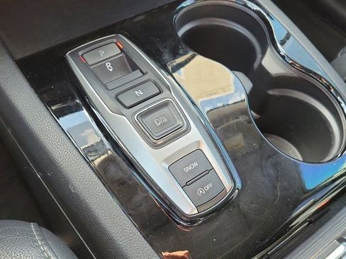 Used 2018 Honda Pilot Touring image 25