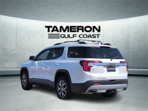 Used 2022 GMC Acadia SLT w/ Technology Package image 3