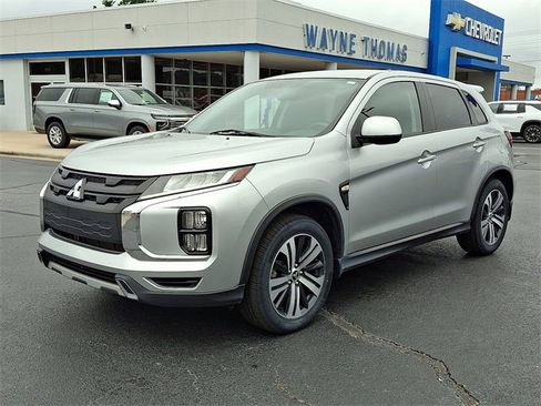 Used 2020 Mitsubishi Outlander Sport ES image 3