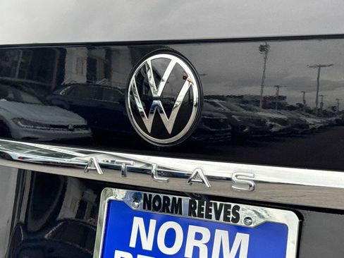 Used 2022 Volkswagen Atlas SE w/ Black Wheel Package image 29