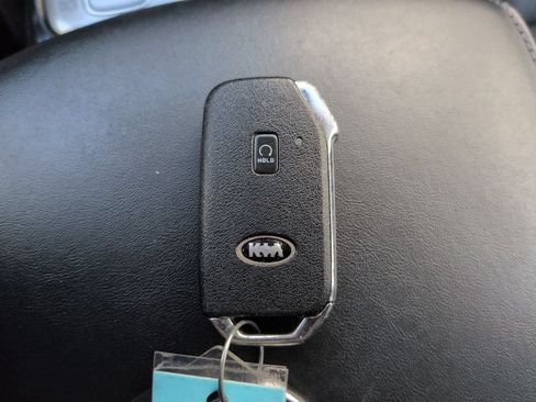 Used 2021 Kia Telluride S FWD image 29