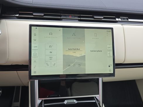 New 2026 Land Rover Range Rover SE AWD/4WD image 20