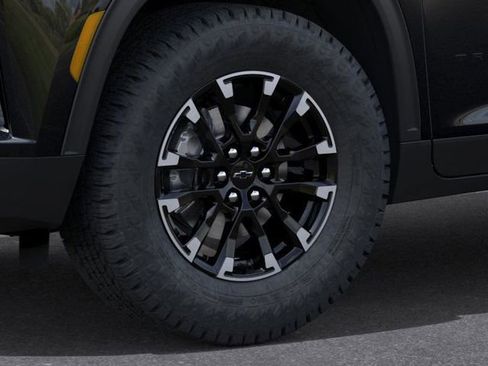 New 2026 Chevrolet Traverse Z71 image 9