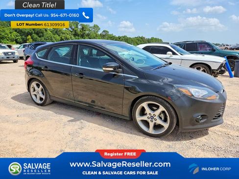 Used 2014 Ford Focus Titanium FWD image 5