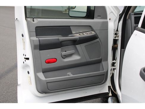 Used 2007 Dodge Ram 2500 Truck SLT w/ Quad Cab Big Horn Value Group image 7