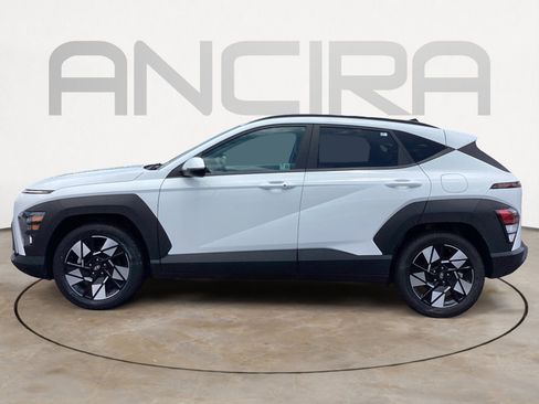Used 2024 Hyundai Kona SEL FWD image 8