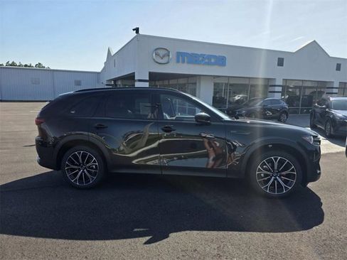 New 2025 MAZDA CX-70 Plug-In Hybrid w/ Premium Pkg image 2