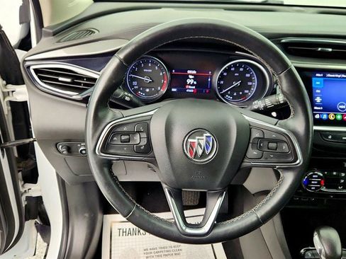 Used 2022 Buick Encore GX Essence image 13