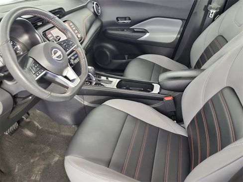 Used 2024 Nissan Kicks SR w/ SR Premium Package image 10
