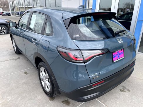 Used 2025 Honda HR-V LX image 2