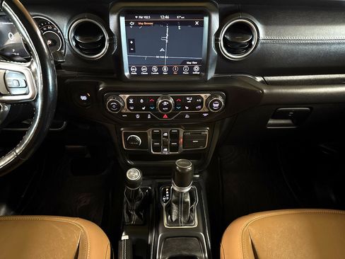 Used 2021 Jeep Gladiator Overland w/ Popular Equipment Package image 12