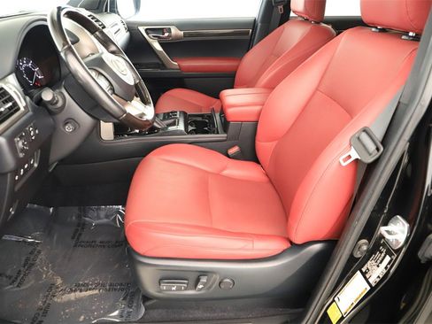 Used 2021 Lexus GX 460 Premium w/ Premium Package image 24