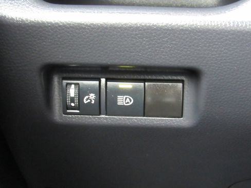 Used 2025 Toyota RAV4 LE image 17