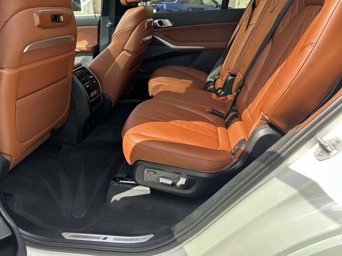 Used 2025 BMW X7 M60i w/ Executive Package AWD/4WD image 14