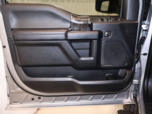 Used 2021 Ford F350 Lariat w/ Lariat Ultimate Package image 10