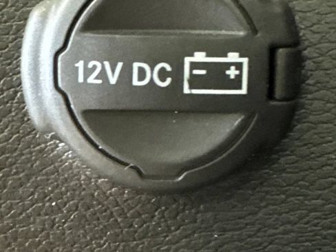 Used 2022 Jeep Wrangler Unlimited Rubicon w/ LED Lighting Group AWD/4WD image 27