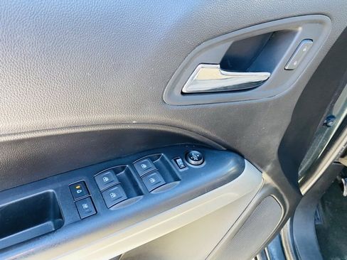 Used 2018 Chevrolet Colorado LT image 26