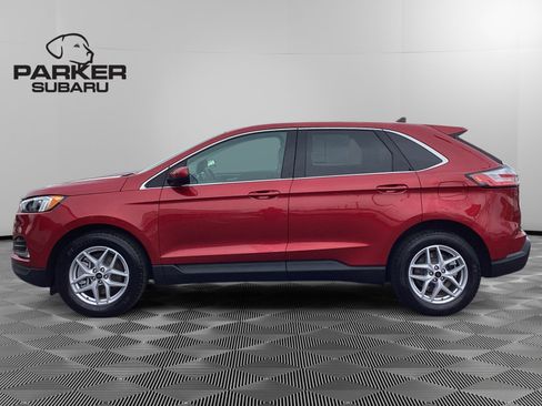 Used 2024 Ford Edge SEL w/ Convenience Package image 2
