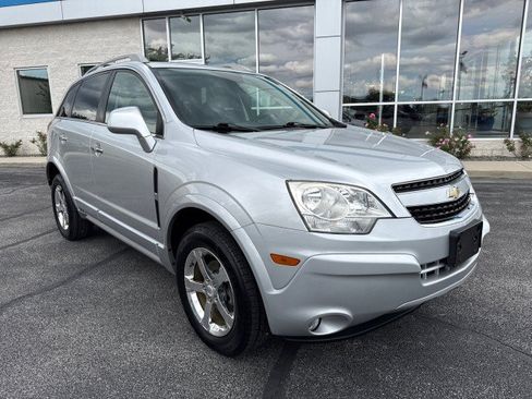 Used 2013 Chevrolet Captiva Sport LT w/ Convenience Package FWD image 1