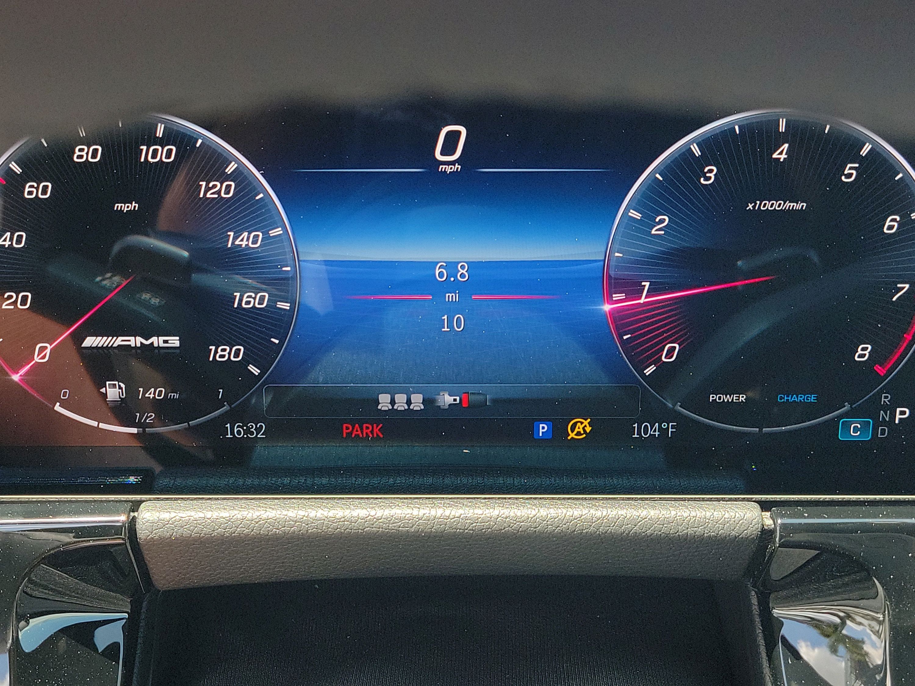 New 2026 Mercedes-Benz GLA 35 AMG 4MATIC image 23