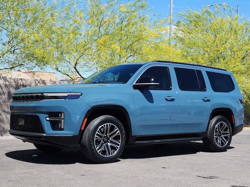 New 2026 Jeep Grand Wagoneer 4WD image 8