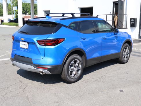 Used 2026 Chevrolet Blazer LT w/ Convenience Package FWD image 22