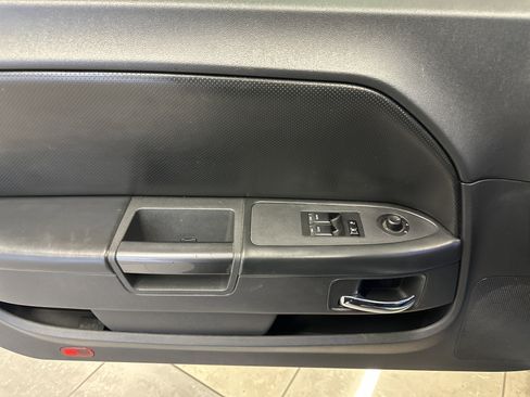 Used 2010 Dodge Challenger R/T image 20