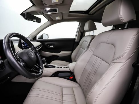 Used 2023 Honda HR-V EX-L image 11
