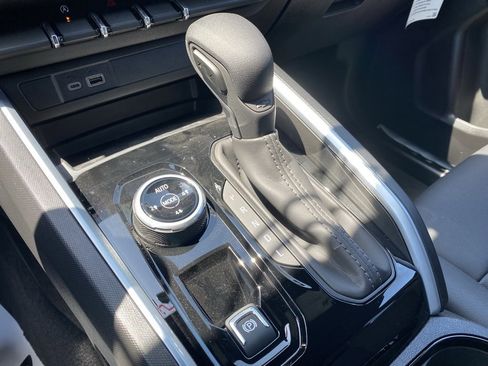 New 2025 Chevrolet Colorado Trail Boss image 11