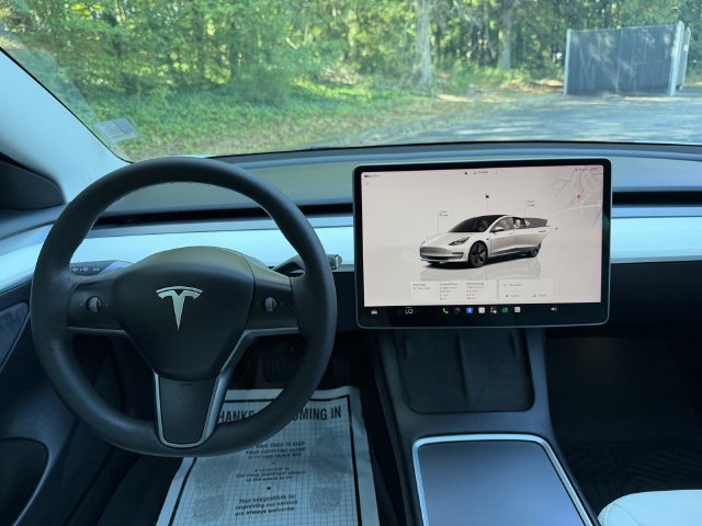 Used 2022 Tesla Model 3 Long Range AWD/4WD image 22