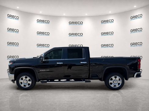 Used 2022 Chevrolet Silverado 2500 LTZ w/ LTZ Convenience Package RWD image 4
