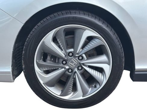 Used 2018 Honda Clarity Plug-In Hybrid image 24