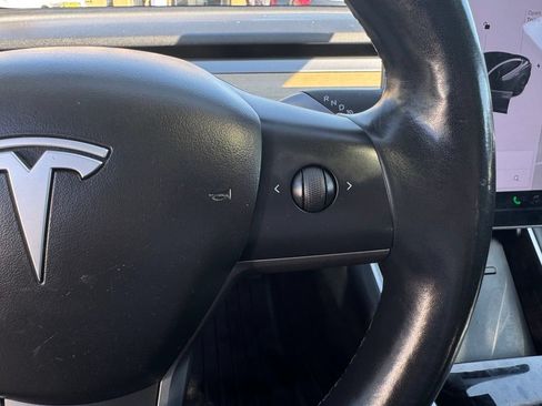 Used 2018 Tesla Model 3 RWD image 26