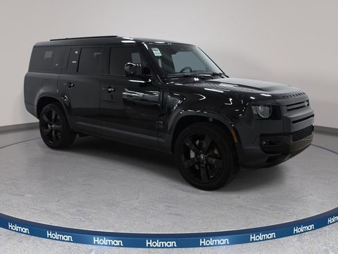 Used 2023 Land Rover Defender 130 S AWD/4WD image 4