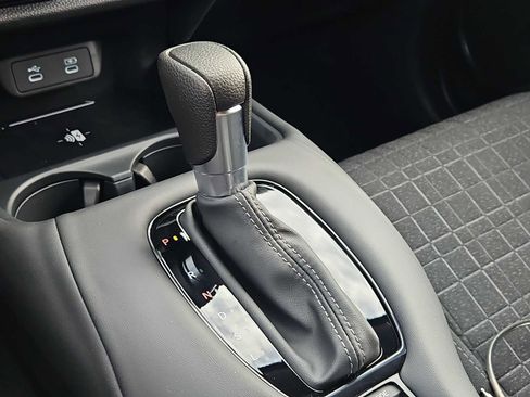 New 2026 Honda HR-V LX image 14