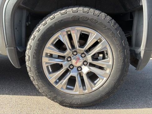 Used 2023 GMC Sierra 1500 Denali w/ Denali Carbonpro Edition image 32