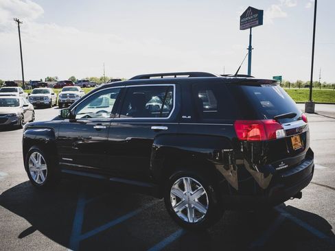 Used 2011 GMC Terrain SLE FWD image 9