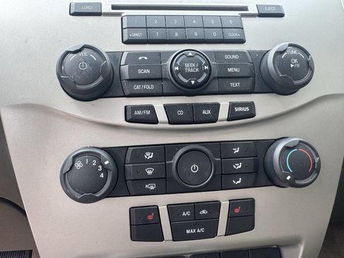 Used 2011 Ford Focus SEL w/ 301A Rapid Spec Order Code FWD image 18