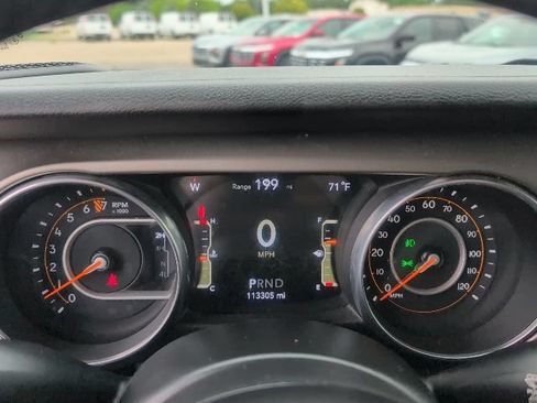Used 2018 Jeep Wrangler Unlimited Sport S AWD/4WD image 24