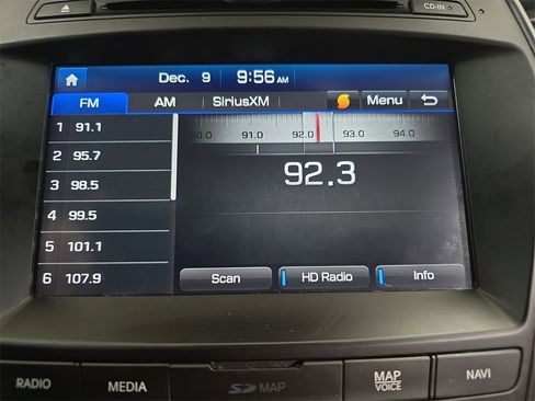 Used 2017 Hyundai Santa Fe Sport w/ Cargo Package image 24