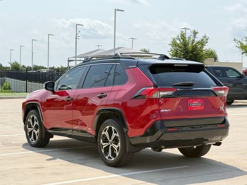 Used 2025 Toyota RAV4 XSE w/ Premium Package AWD/4WD image 4