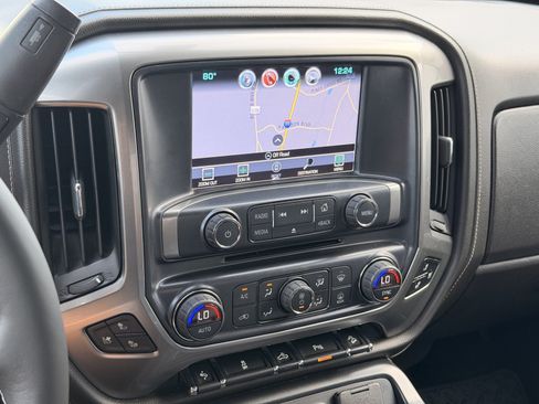 Used 2017 Chevrolet Silverado 1500 LTZ Z71 w/ LTZ Plus Package AWD/4WD image 25