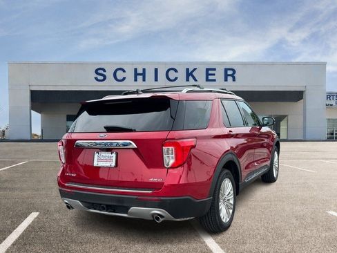 Used 2021 Ford Explorer Limited w/ Equipment Group 301A AWD/4WD image 3